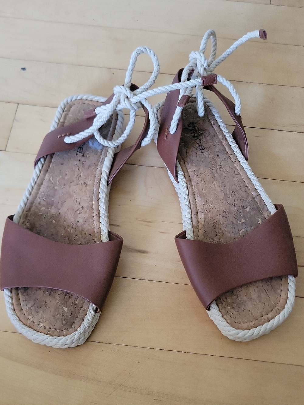 Vince Brown Rope Ankle Tie Espadrille Sandals - 6